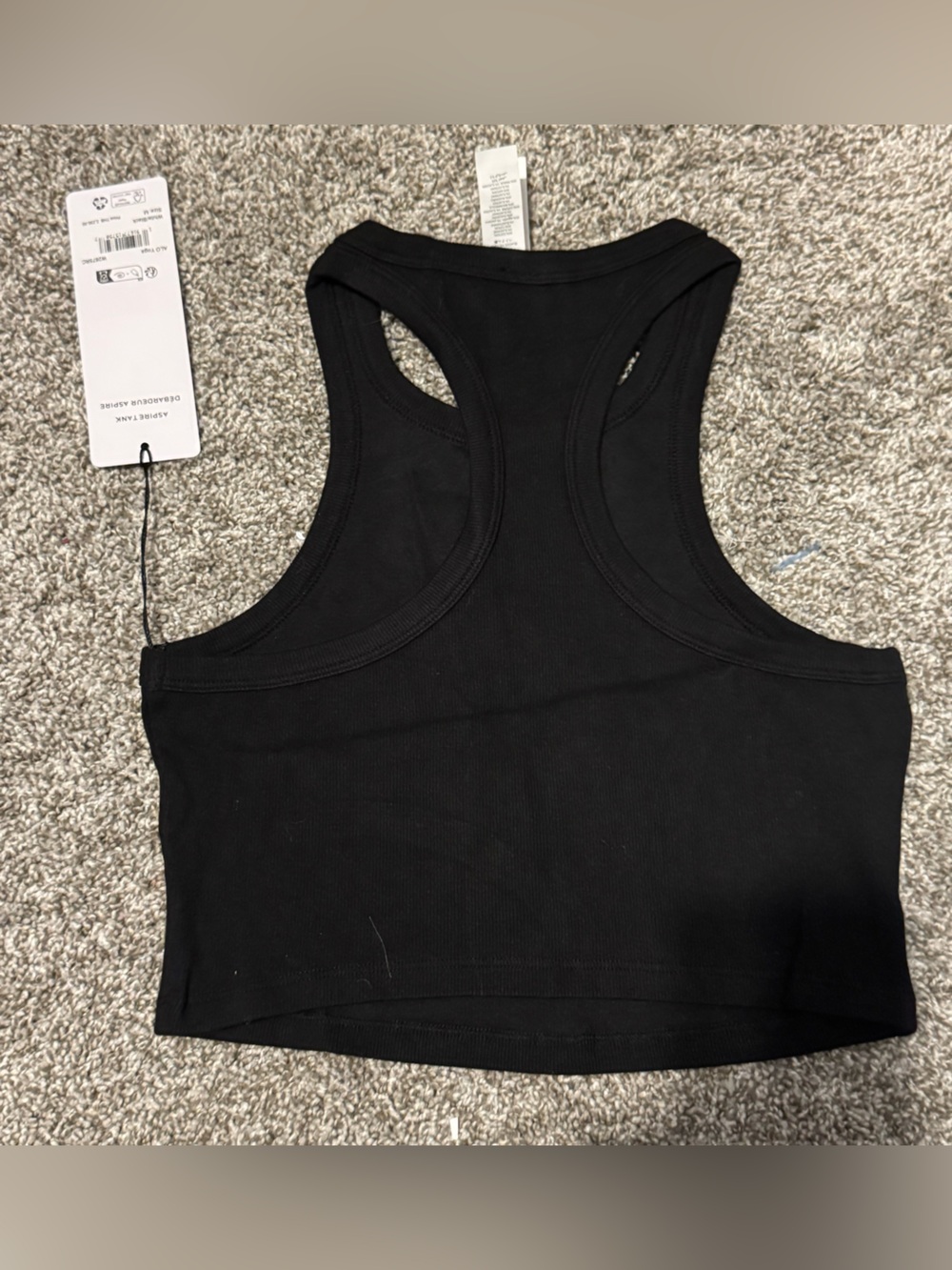 ALO Yoga Black Aspire Tank - Picture 2 of 4